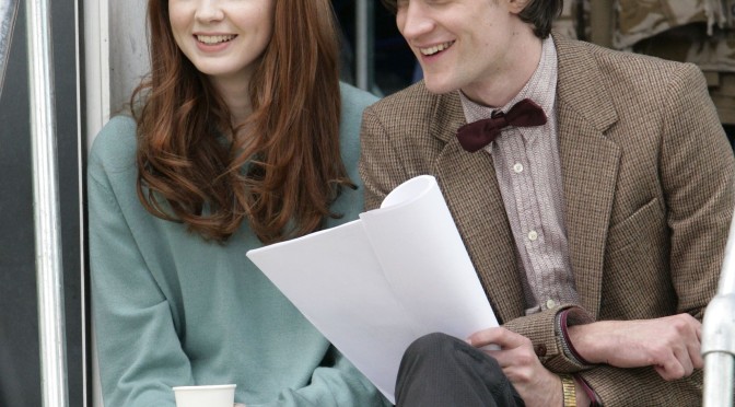 Matt Smith e Karen Gillan sul set del loro primo episodio di Doctor Who