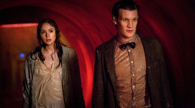 Il Dottore ed Amy nella melma.